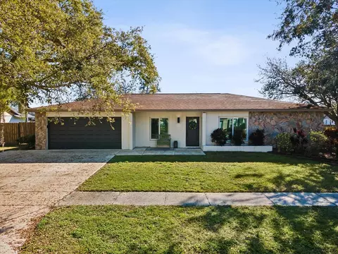 15801 Bridgewater Ln, Tampa, FL 33624
