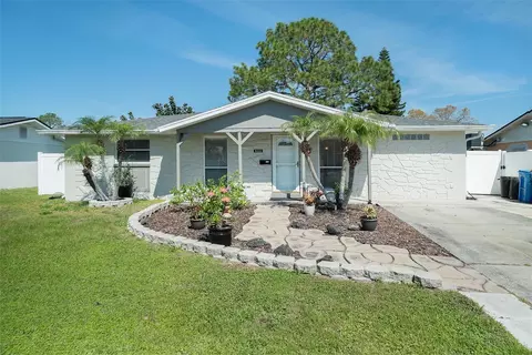 8415 Westridge Dr, Tampa, FL 33615