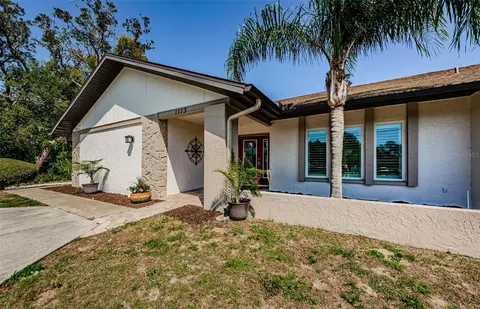 1113 Carlton Rd, Tarpon Springs, FL 34689