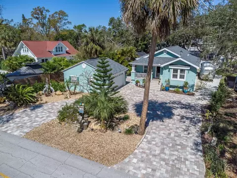 410 Georgia Ave, Crystal Beach, FL 34681