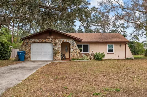 9287 Horizon Dr, Spring Hill, FL 34608