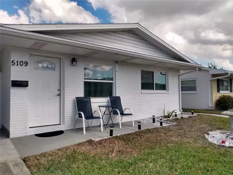 5109 Lily St N #204, Pinellas Park, FL 33782