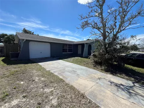 7116 Sandalwood Dr, Port Richey, FL 34668