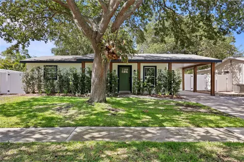 2912 W Winthrop Rd, Tampa, FL 33611