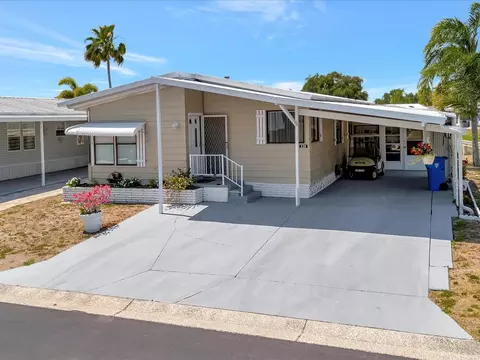 228 N Saint George Cir, Apollo Beach, FL 33572