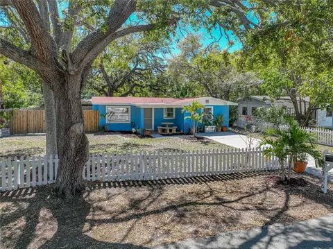 2926 W Elrod Ave, Tampa, FL 33611