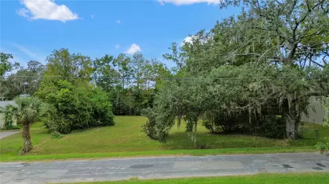 11123 Lake Shore Dr, Land O Lakes, FL 34637