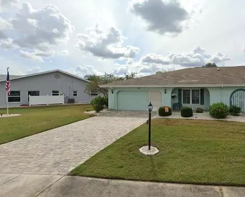 1704 Cloister St, Sun City Center, FL 33573