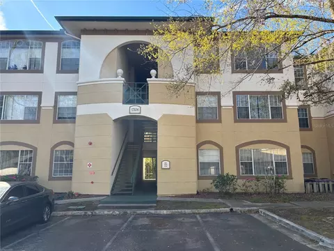 17106 Carrington Park Dr #622, Tampa, FL 33647