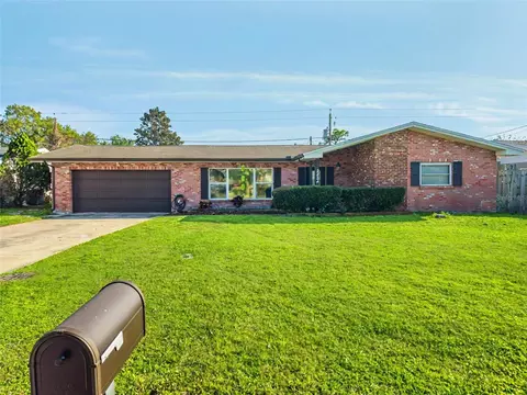 2484 Roberta St, Largo, FL 33771 photo 1