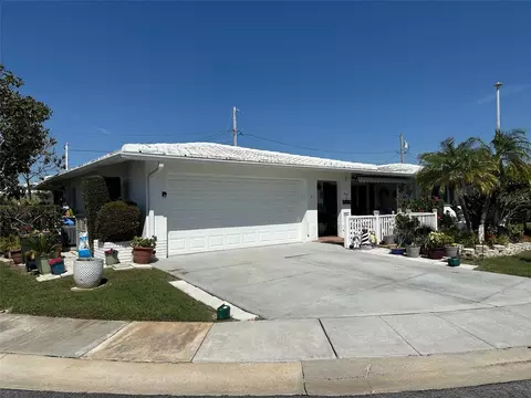 4465 96th Ave N, Pinellas Park, FL 33782