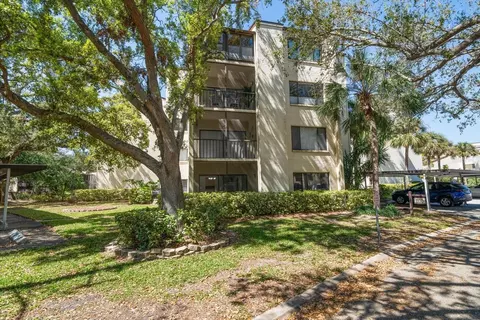 Other - 700 Starkey Rd #1111, Largo, FL 33771 photo 5 of 6