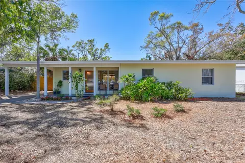 4401 Neptune Dr SE, Saint Petersburg, FL 33705