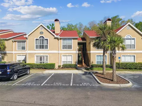 9481 Highland Oak Dr #404, Tampa, FL 33647
