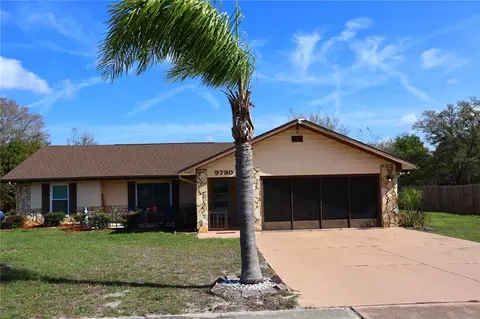 9790 Bayside Ct, Spring Hill, FL 34608