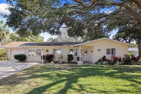 1549 San Christopher Dr, Dunedin, FL 34698
