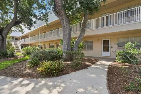 10037 62nd Ter #4, Saint Petersburg, FL 33708