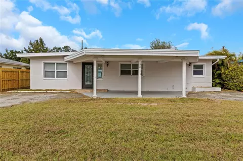 5813 18th Ave S, Gulfport, FL 33707
