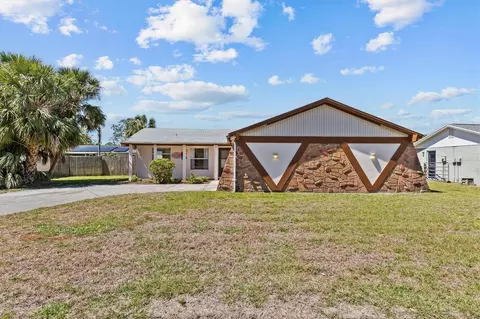 1010 Stonefence Way, Tarpon Springs, FL 34689