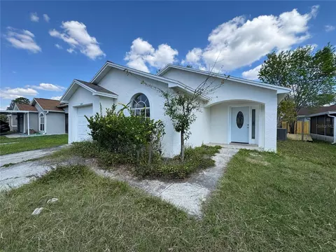 8229 Riverboat Dr, Tampa, FL 33637