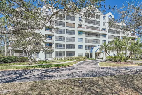 2333 Feather Sound Dr #A204, Clearwater, FL 33762