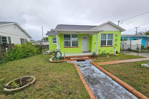 2422 W State St, Tampa, FL 33609