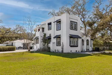1055 Commodore St, Clearwater, FL 33755