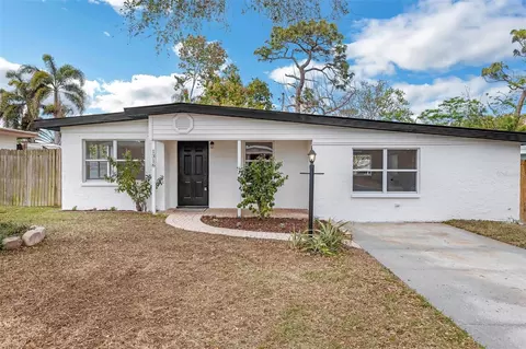 1316 Barry St, Clearwater, FL 33756