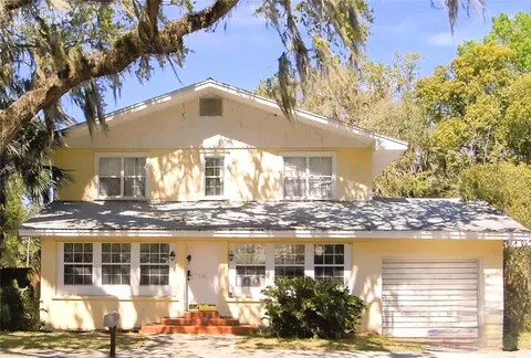 114 1st St NW, Fort Meade, FL 33841