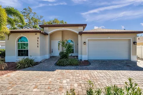 3111 Park St N, Saint Petersburg, FL 33710