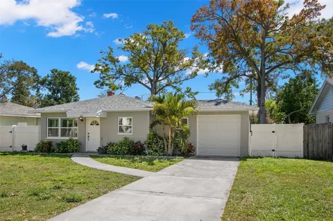 1661 Grove St, Clearwater, FL 33755