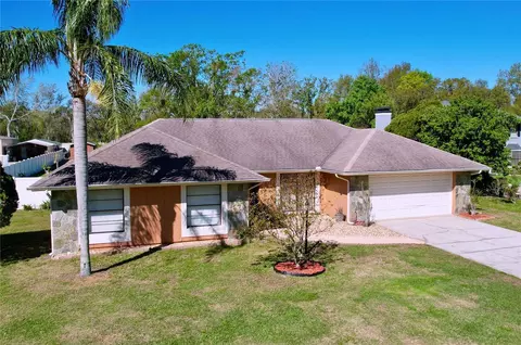 17010 Aspen Meadows Dr, Lutz, FL 33548