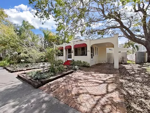 1103 Charles St, Clearwater, FL 33755