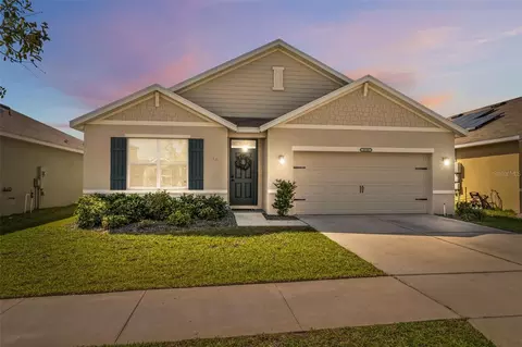 35592 Stella Vast Dr, Zephyrhills, FL 33541