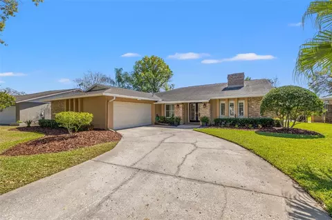 4010 Priory Cir, Tampa, FL 33618