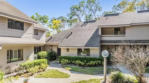 102 Old Mill Pond Rd, Palm Harbor, FL 34683