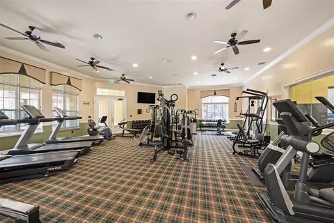 10017 Courtney Palms Blvd #301, Tampa, FL 33619