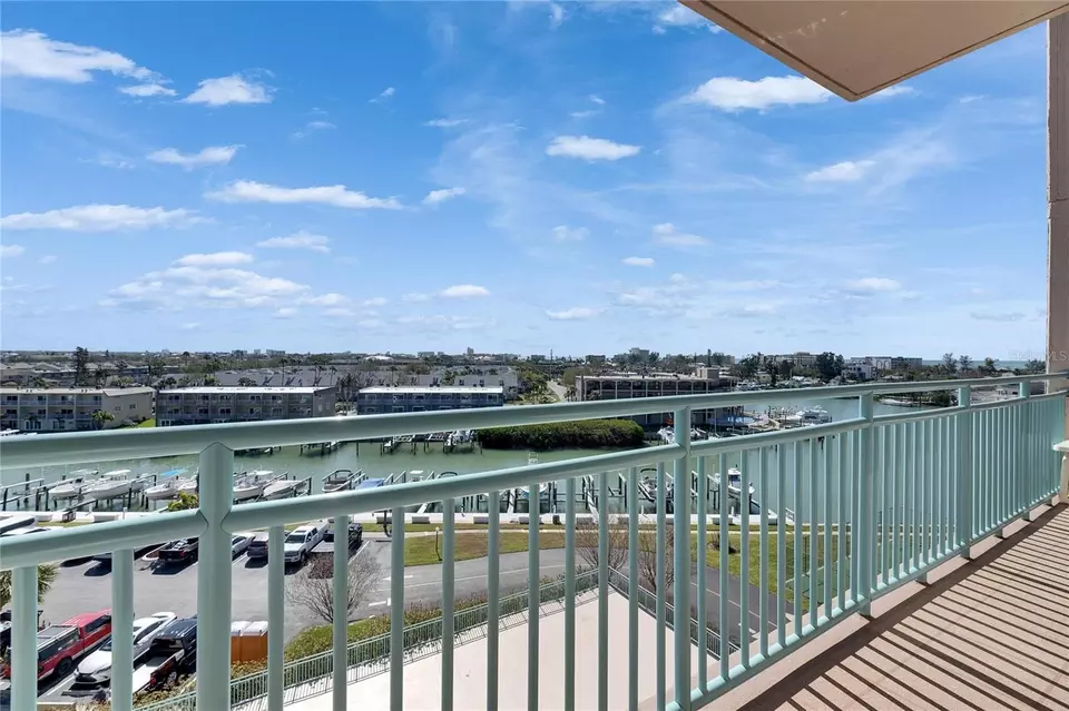 View/Area - 1 Key Capri #604W, Treasure Island, FL 33706 photo 4 of 11