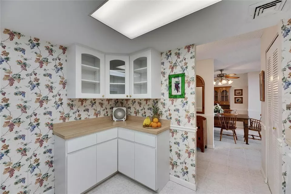 Kitchen - 1 Key Capri #604W, Treasure Island, FL 33706 photo 5 of 5
