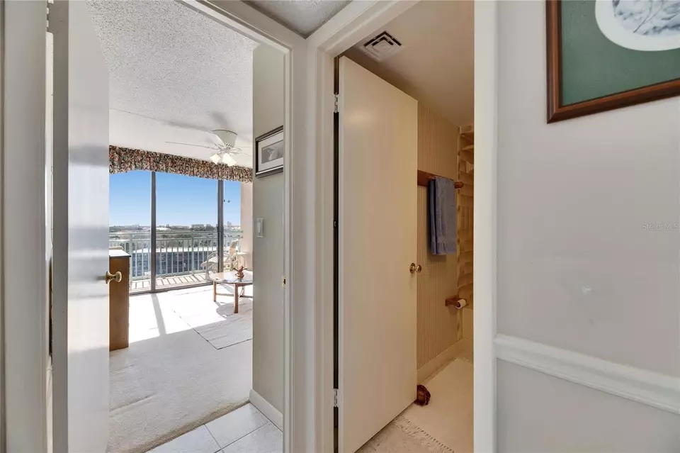 Entry Way - 1 Key Capri #604W, Treasure Island, FL 33706 photo 1 of 1