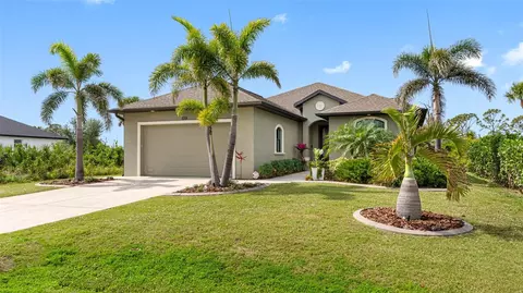 135 Cabana Way, Rotonda West, FL 33947