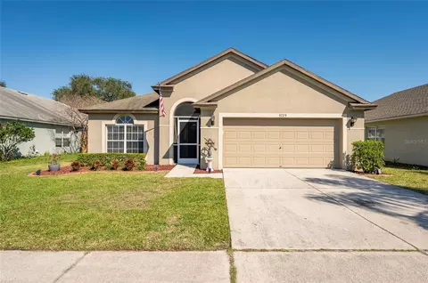 9729 Patrician Dr, New Port Richey, FL 34655
