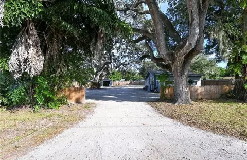 3515 18th St E, Bradenton, FL 34208