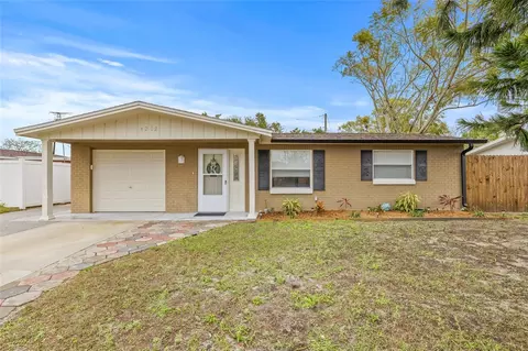 4202 Comet Dr, New Port Richey, FL 34652