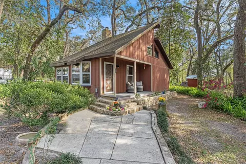 20326 Lake Lindsey Rd, Brooksville, FL 34601