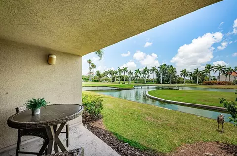 5900 Bahia Del Mar Cir #137, Saint Petersburg, FL 33715