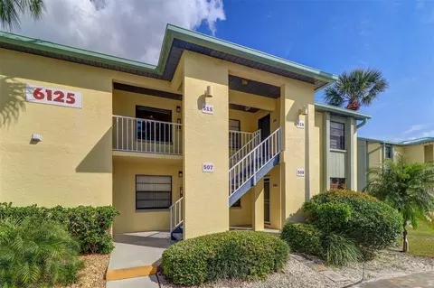 6125 113th St #515, Seminole, FL 33772