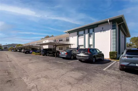 7750 92nd St #103, Seminole, FL 33777