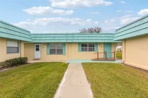 101 Cambridge Trl #199, Sun City Center, FL 33573