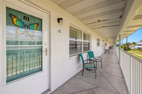 5227 81st Ln N #15, Saint Petersburg, FL 33709